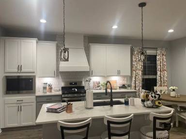 Main picture of 2899 Brahman Cir