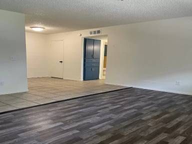 Main picture of 6220 S Douglas Ave