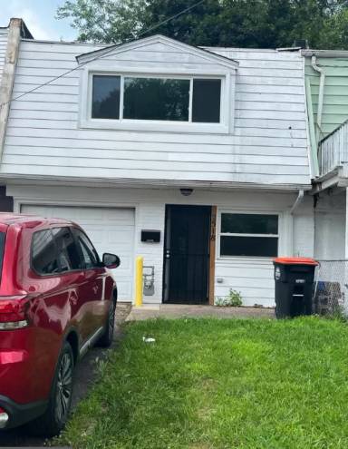 Main picture of 2518 Peoples St