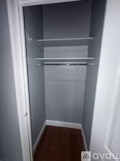 Main picture of 1084 Kennedy Blvd