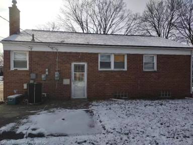 Main picture of 31266 Hathaway St