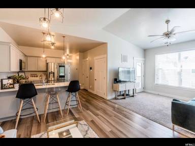 Main picture of Eagle View Condos