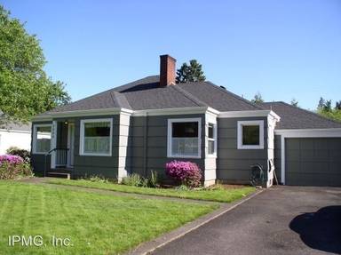 Main picture of 2090 Fairway Loop