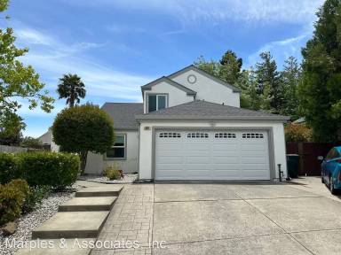 Main picture of 626 Rose Dr