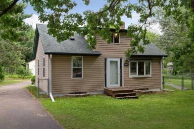 Main picture of 3051 93rd Ave NE