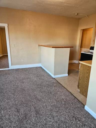 Main picture of 299 Main St