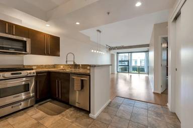 Main picture of Eleventh Avenue