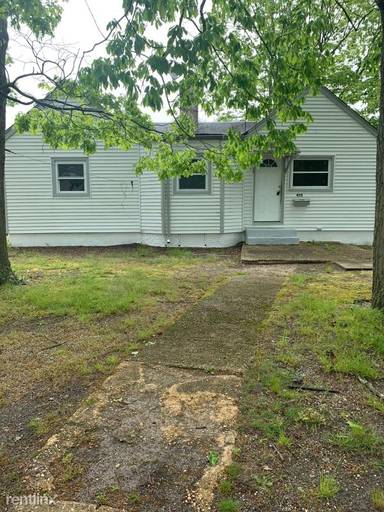 Main picture of 450 Cape Breton Ct
