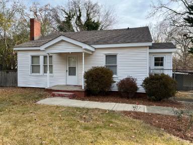 Main picture of 1059 Old Charlotte Rd