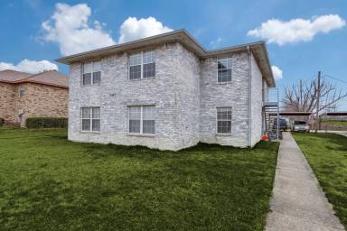 Main picture of 5625 Brookview Ct