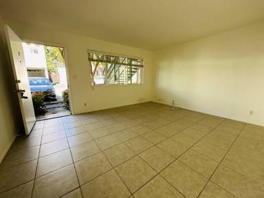 Main picture of 122 W Valerio St