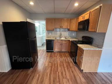 Main picture of 68 Kenney St