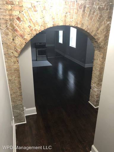 Main picture of 7801 S Paulina St