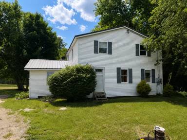 Main picture of 2858 Broadway