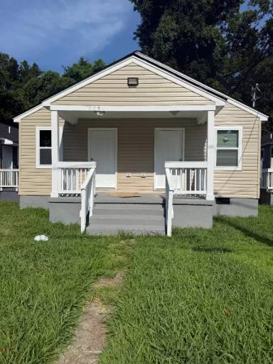 Main picture of 736 N Montgomery St