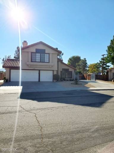 Main picture of 37937 San Carlos Way
