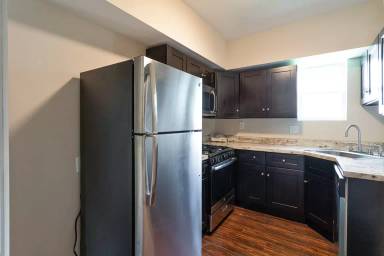 Main picture of 712 Winston Ave