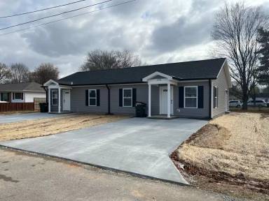 Main picture of 305 Merriwood Pkwy