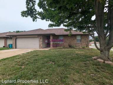 Main picture of 806 S Canton Ave