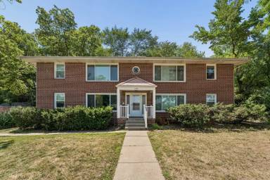 Main picture of 1210 N 60th St