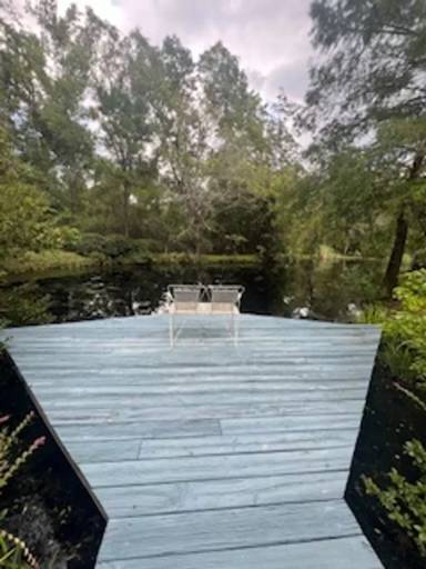 Main picture of 135 Seminole Ln