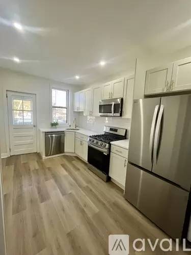 Main picture of 38 51st St