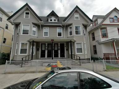 Main picture of 124 Catherine St