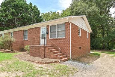 Main picture of 321 Hamilton Dr NE