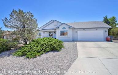 Main picture of 4108 Montreal Loop NE