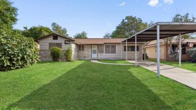 Main picture of 4318 Dauphine Dr