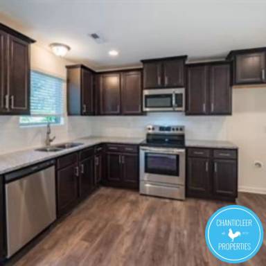 Main picture of 1216 Haybrook Ln