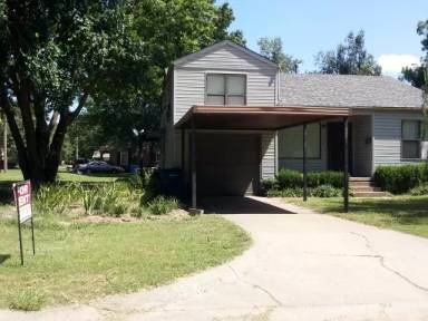 Main picture of 1103 S Orchard St