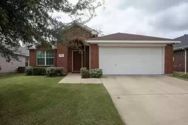 Main picture of 211 Waterford Dr