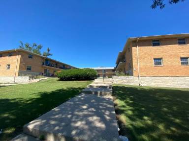 Main picture of 8544 W Appleton Ave