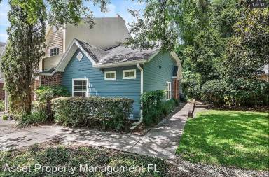 Main picture of 452 NW 50th Blvd