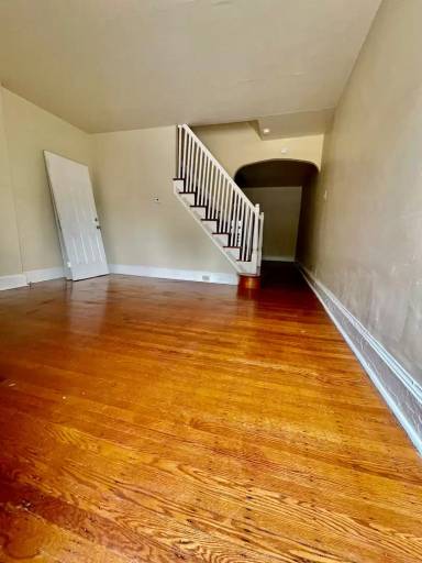 Main picture of 5833 Magnolia St