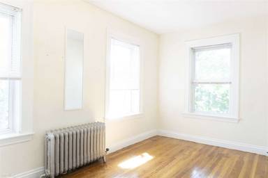 Main picture of 1789 Commonwealth Ave