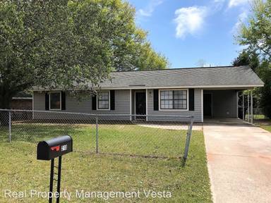 Main picture of 202 Debra Dr