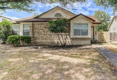Main picture of 8112 W Gate Blvd