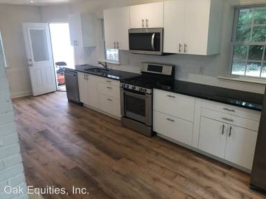 Main picture of 4707 Massachusetts Ave NW