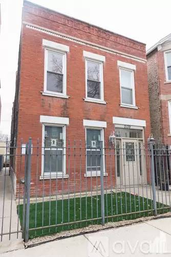Main picture of 2139 W Huron St