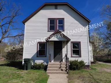 Main picture of 216 W Grand Ave