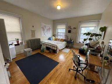 Main picture of 451 Park Dr Apartments