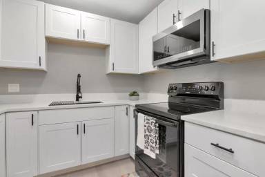 Main picture of 1313 Eagleview Dr