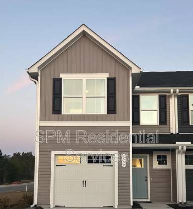 Main picture of 1553 Sayer Rd NE