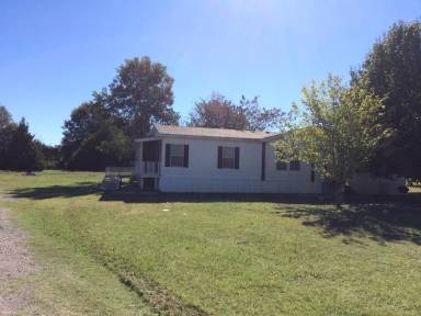 Main picture of 715 Delaney Rd