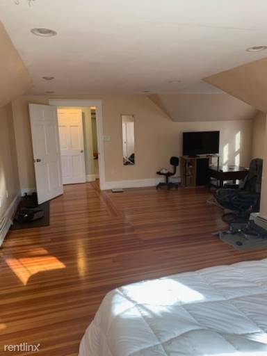 Main picture of 55 Gilbert St