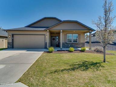 Main picture of 7029 S Woodhaven Dr