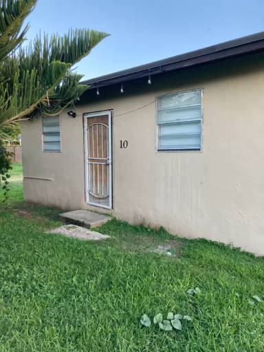 Main picture of 11401 Bailes Rd