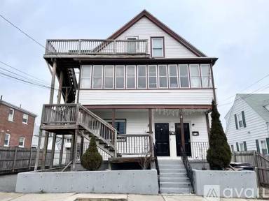 Main picture of 18 Woodward St